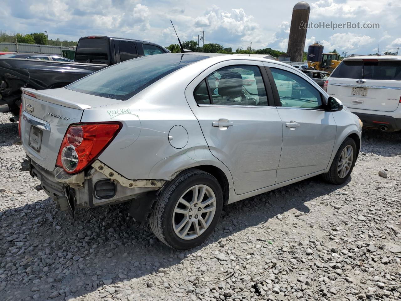 2014 Chevrolet Sonic Lt Серебряный vin: 1G1JC5SHXE4132381