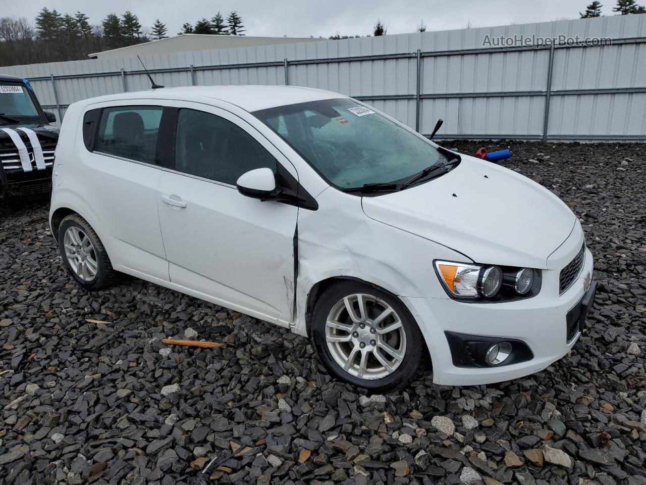 2013 Chevrolet Sonic Lt White vin: 1G1JC6SG3D4168005