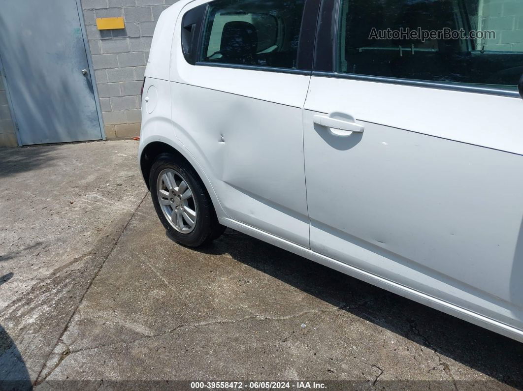 2014 Chevrolet Sonic Lt Auto White vin: 1G1JC6SH1E4220869