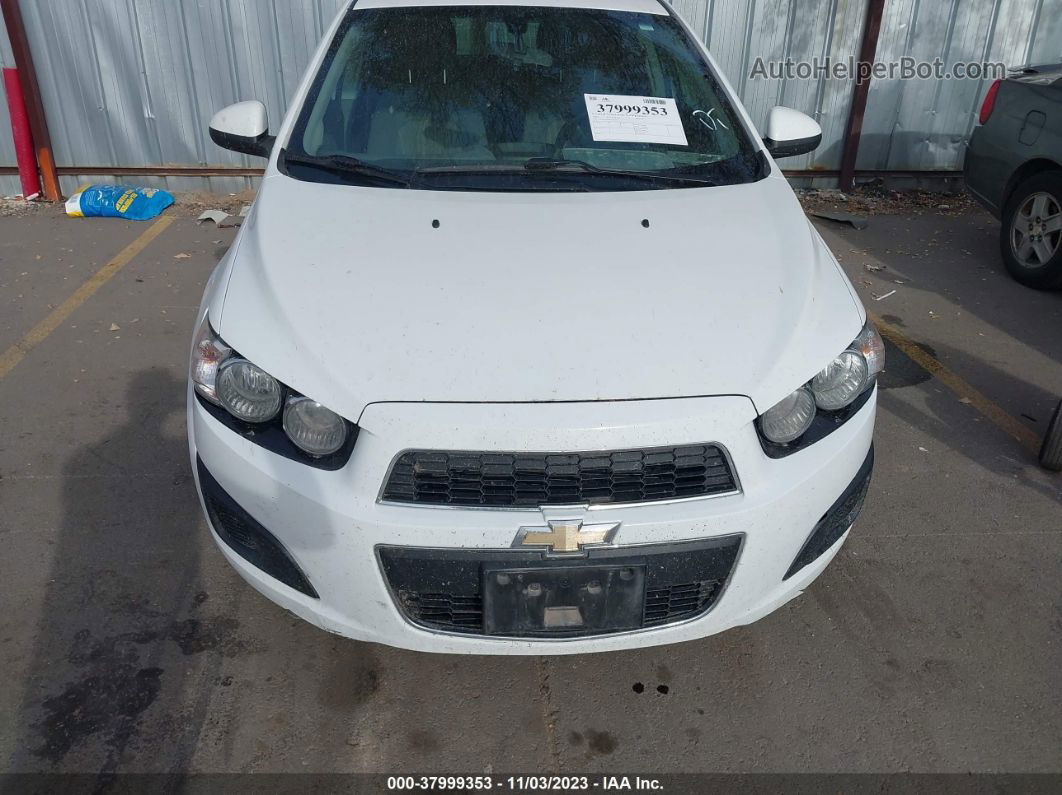 2014 Chevrolet Sonic Lt Auto Белый vin: 1G1JC6SH9E4145015