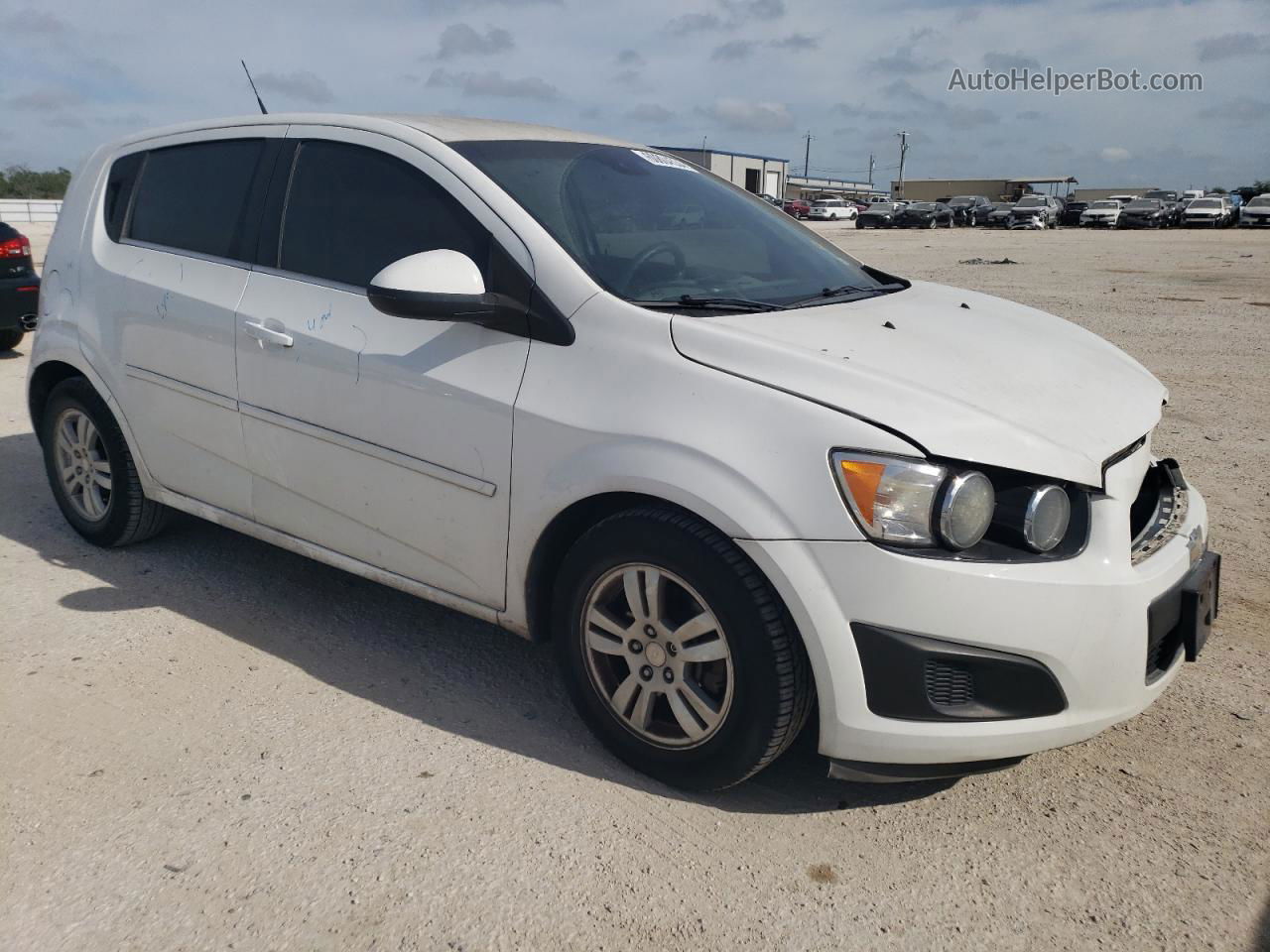 2013 Chevrolet Sonic Lt White vin: 1G1JC6SHXD4106206