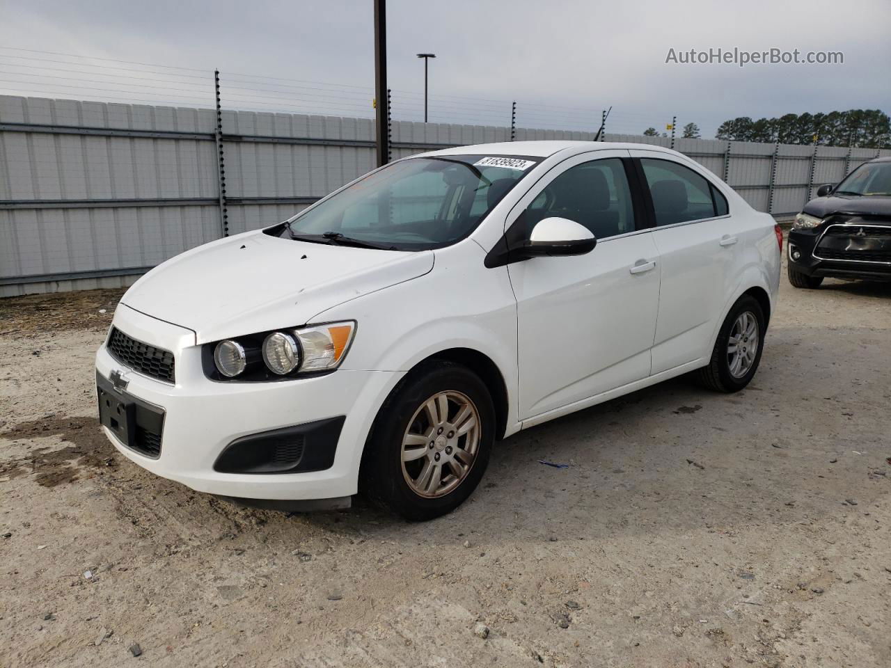 2013 Chevrolet Sonic Lt White vin: 1G1JD5SH2D4101749