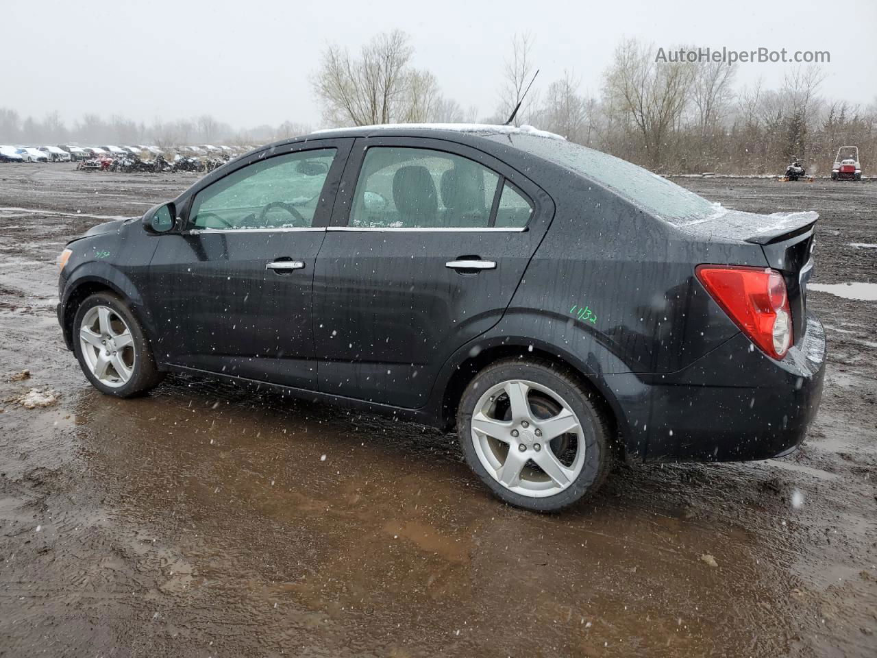 2014 Chevrolet Sonic Ltz Black vin: 1G1JE5SB1E4202792