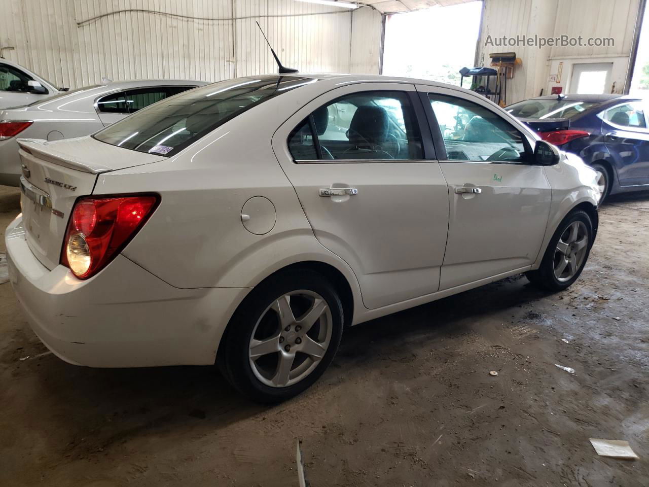 2014 Chevrolet Sonic Ltz White vin: 1G1JE5SB3E4215625