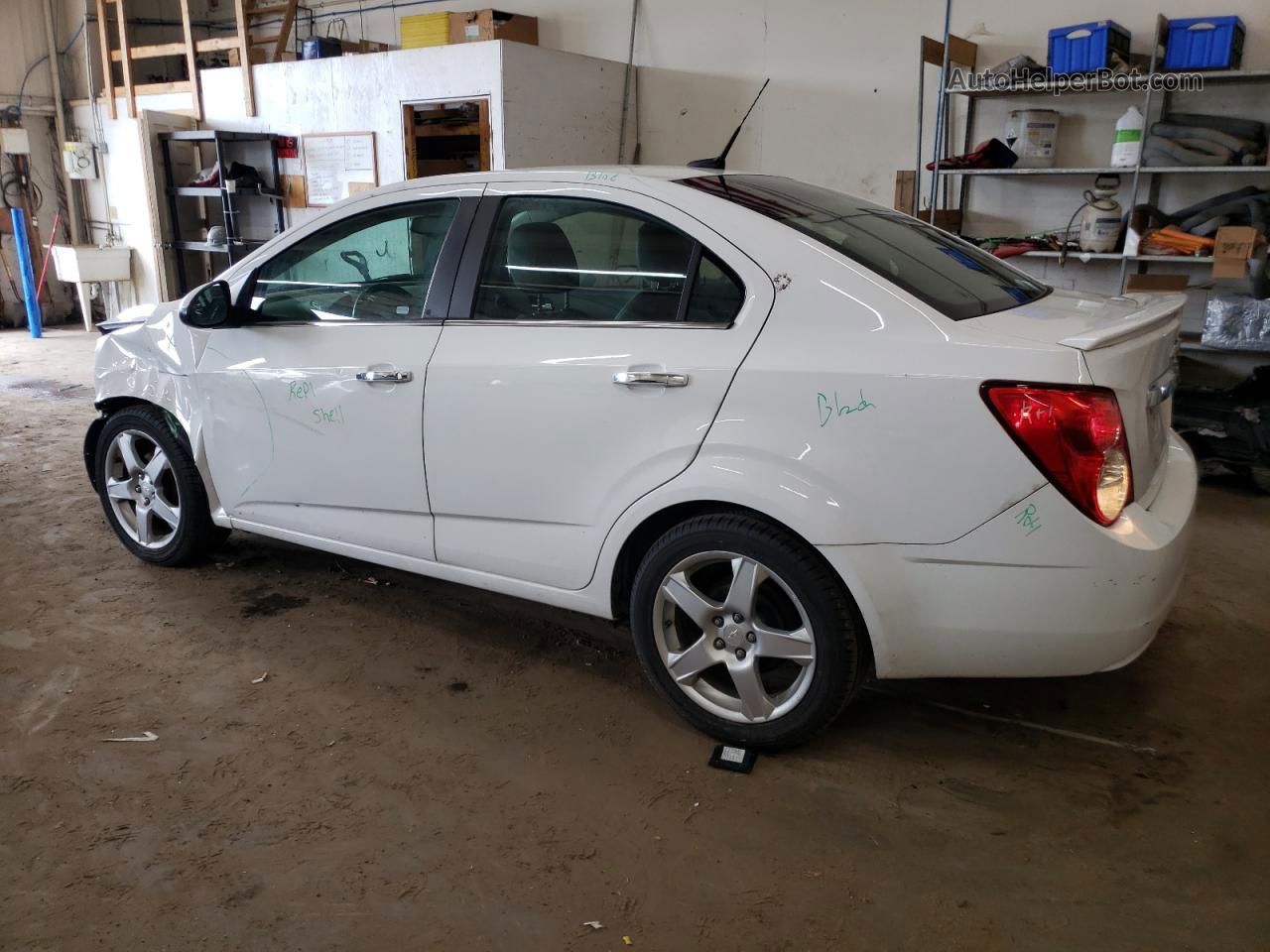 2014 Chevrolet Sonic Ltz White vin: 1G1JE5SB3E4215625