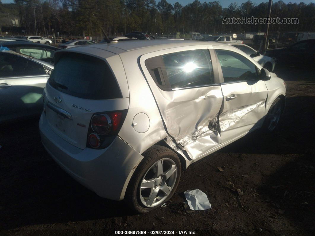 2013 Chevrolet Sonic Ltz Auto Белый vin: 1G1JE6SB7D4235414