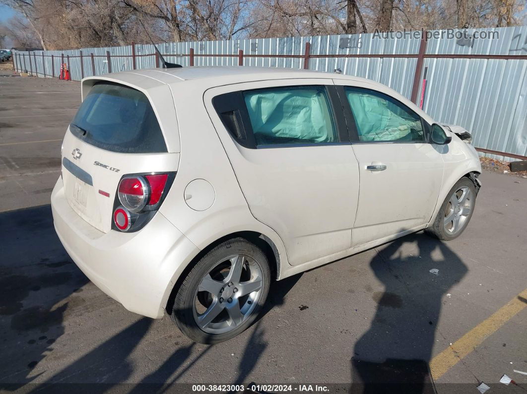 2013 Chevrolet Sonic Ltz Manual White vin: 1G1JF6SB6D4252623