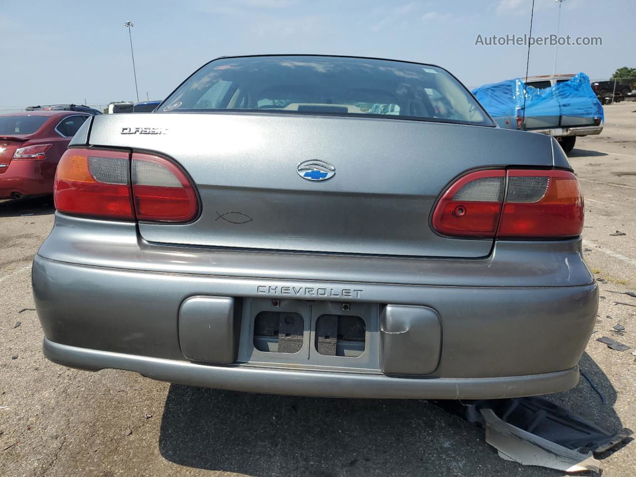 2005 Chevrolet Classic  Blue vin: 1G1ND52F05M115165