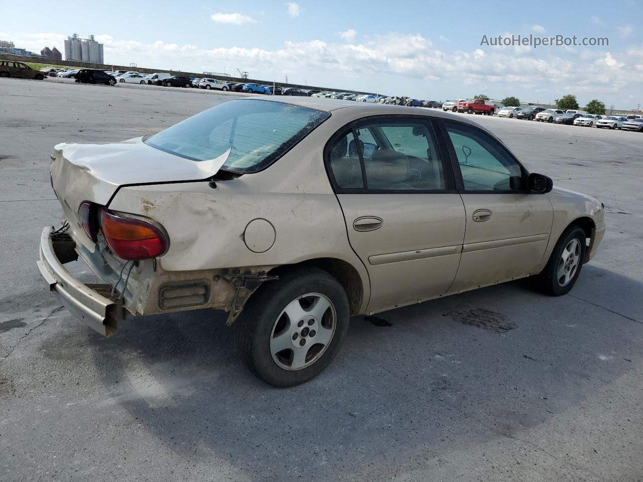 2005 Chevrolet Classic  Gold vin: 1G1ND52F25M147776