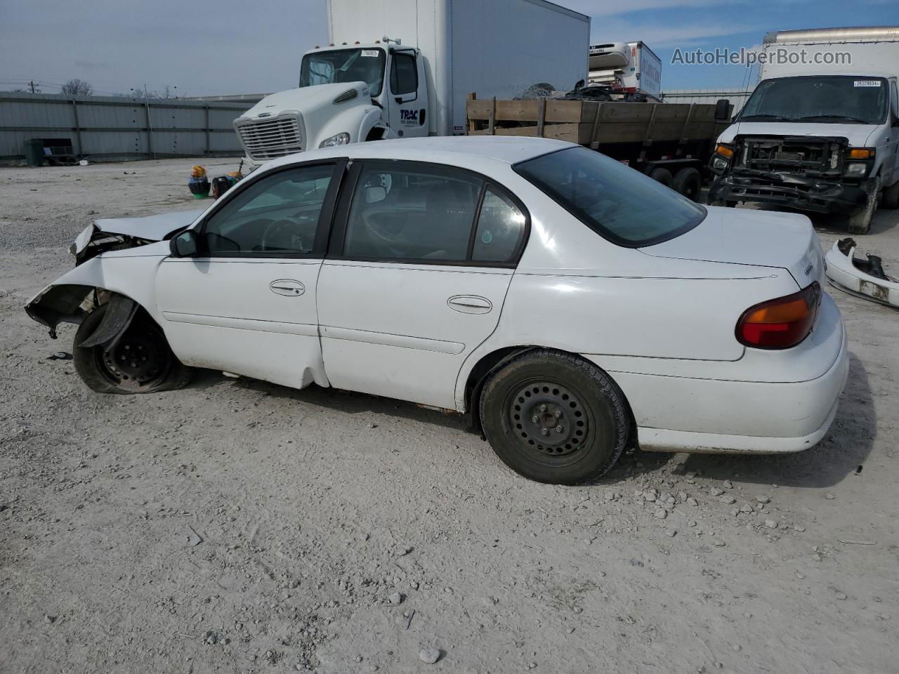 2005 Chevrolet Classic  White vin: 1G1ND52F35M177563