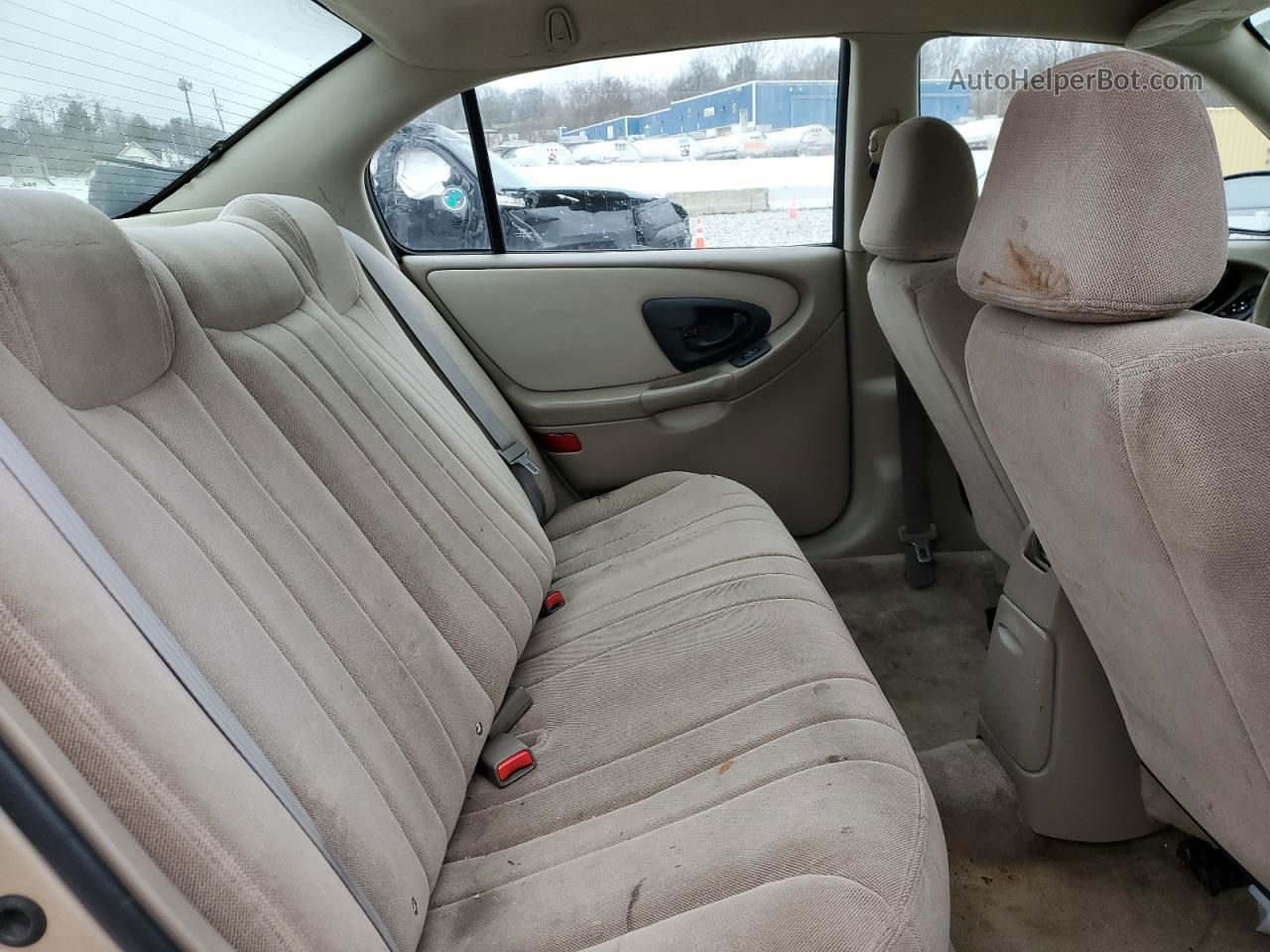 2005 Chevrolet Classic  Tan vin: 1G1ND52F55M152311