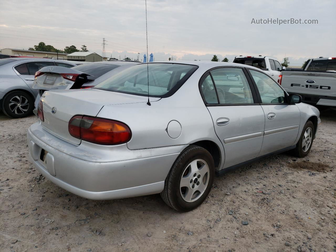 2005 Chevrolet Classic  Silver vin: 1G1ND52F55M165446