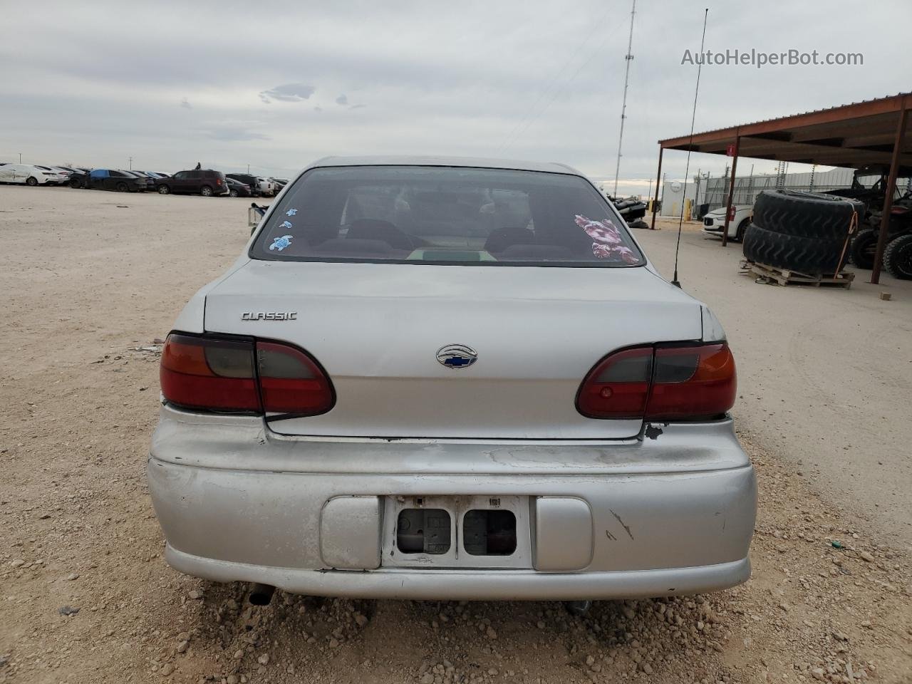 2005 Chevrolet Classic  Silver vin: 1G1ND52F65M112819