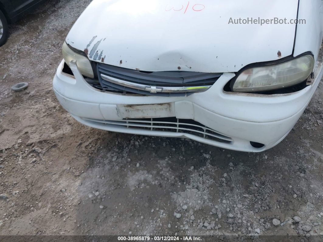 2005 Chevrolet Classic   White vin: 1G1ND52F65M239392