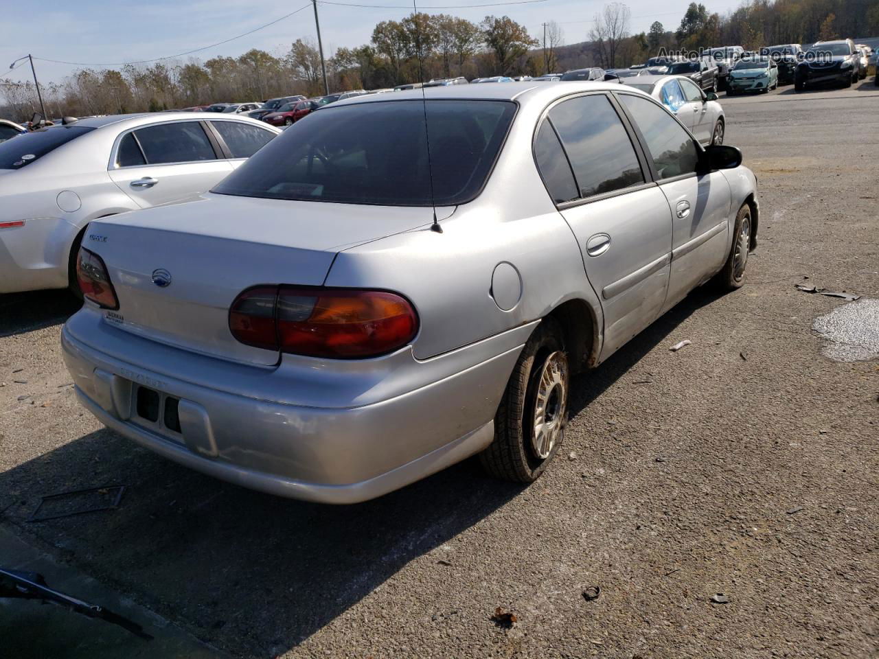 2005 Chevrolet Classic  Silver vin: 1G1ND52F75M201086