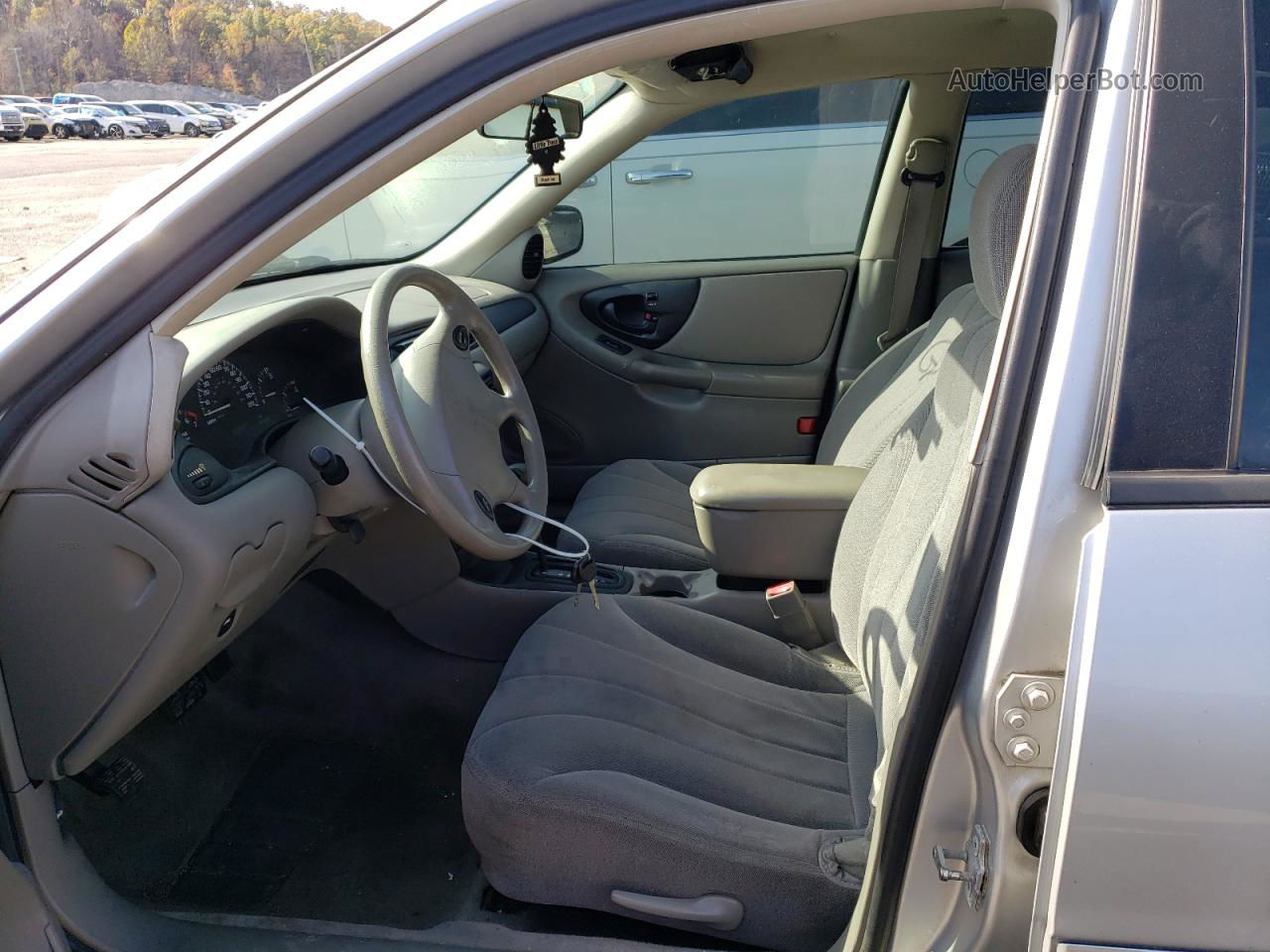 2005 Chevrolet Classic  Silver vin: 1G1ND52F75M201086