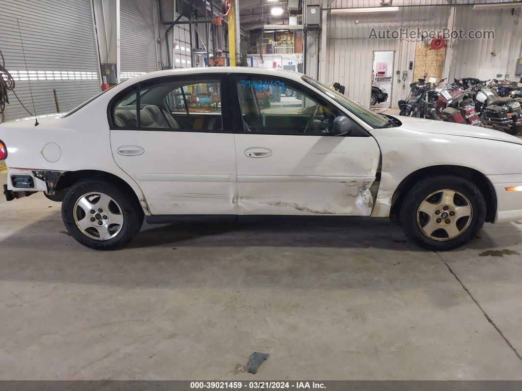 2005 Chevrolet Classic   White vin: 1G1ND52F85M190678