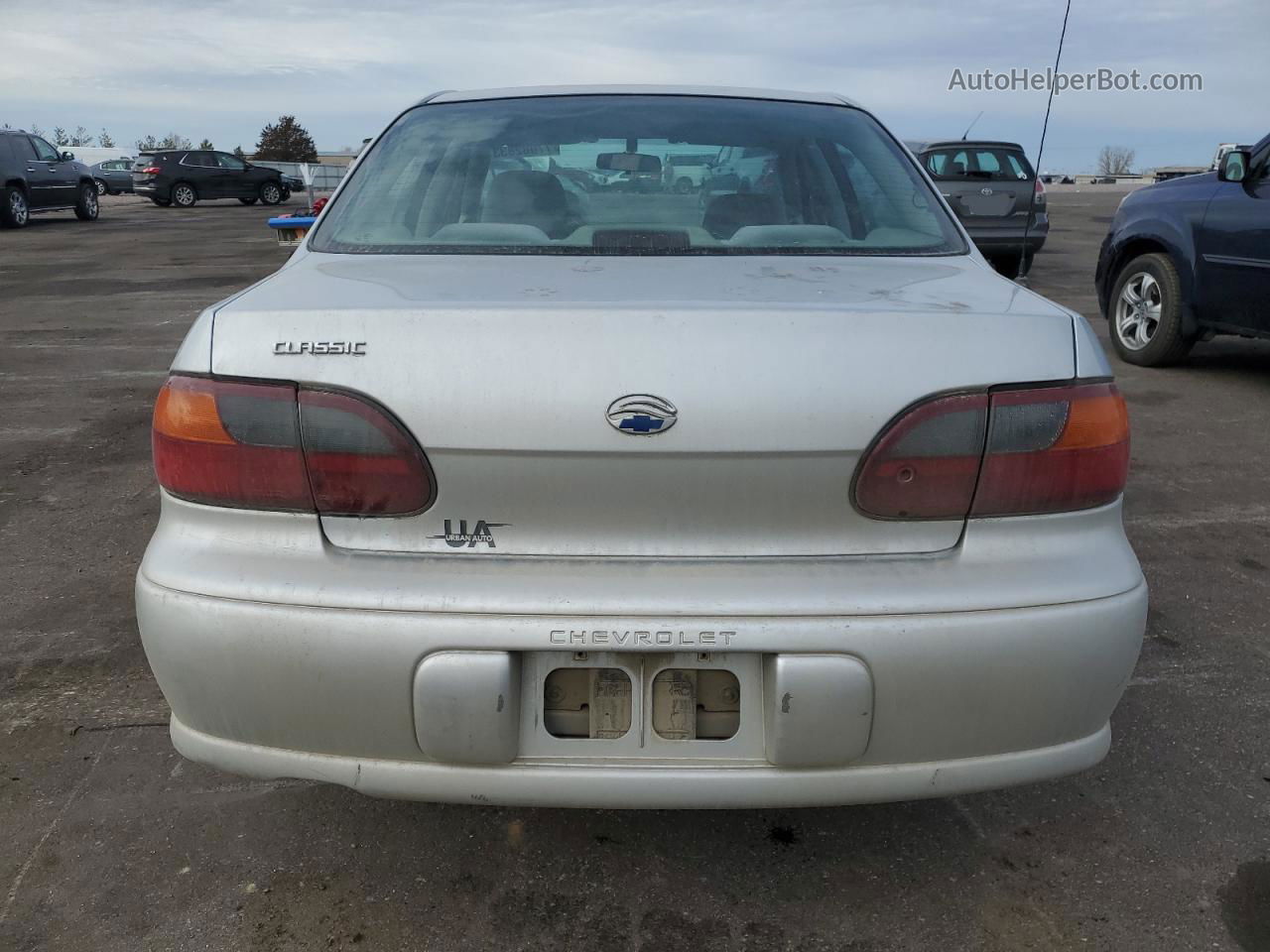 2005 Chevrolet Classic  Silver vin: 1G1ND52F85M203882