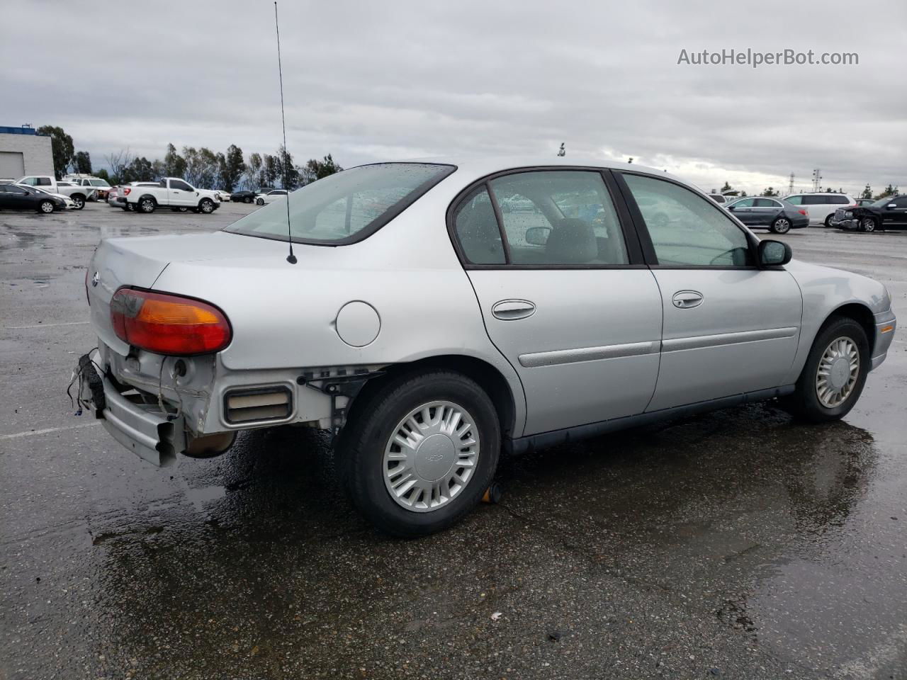 2005 Chevrolet Classic  Silver vin: 1G1ND52F95M135088