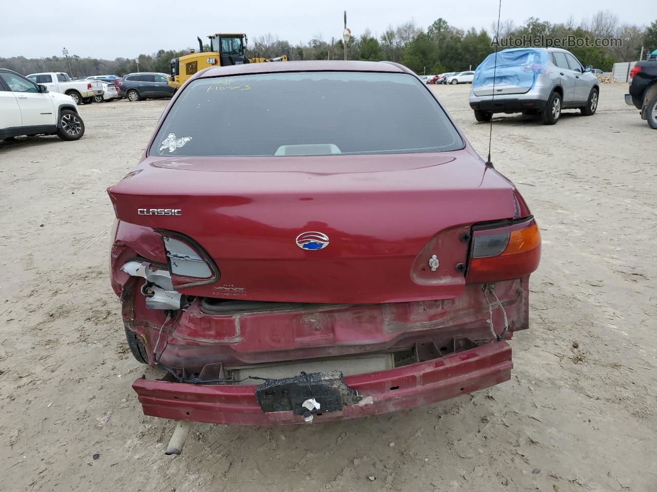 2005 Chevrolet Classic  Red vin: 1G1ND52F95M205348