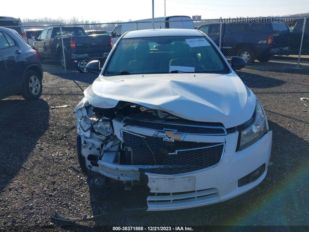 2014 Chevrolet Cruze Ls Auto White vin: 1G1PA5SG0E7454517