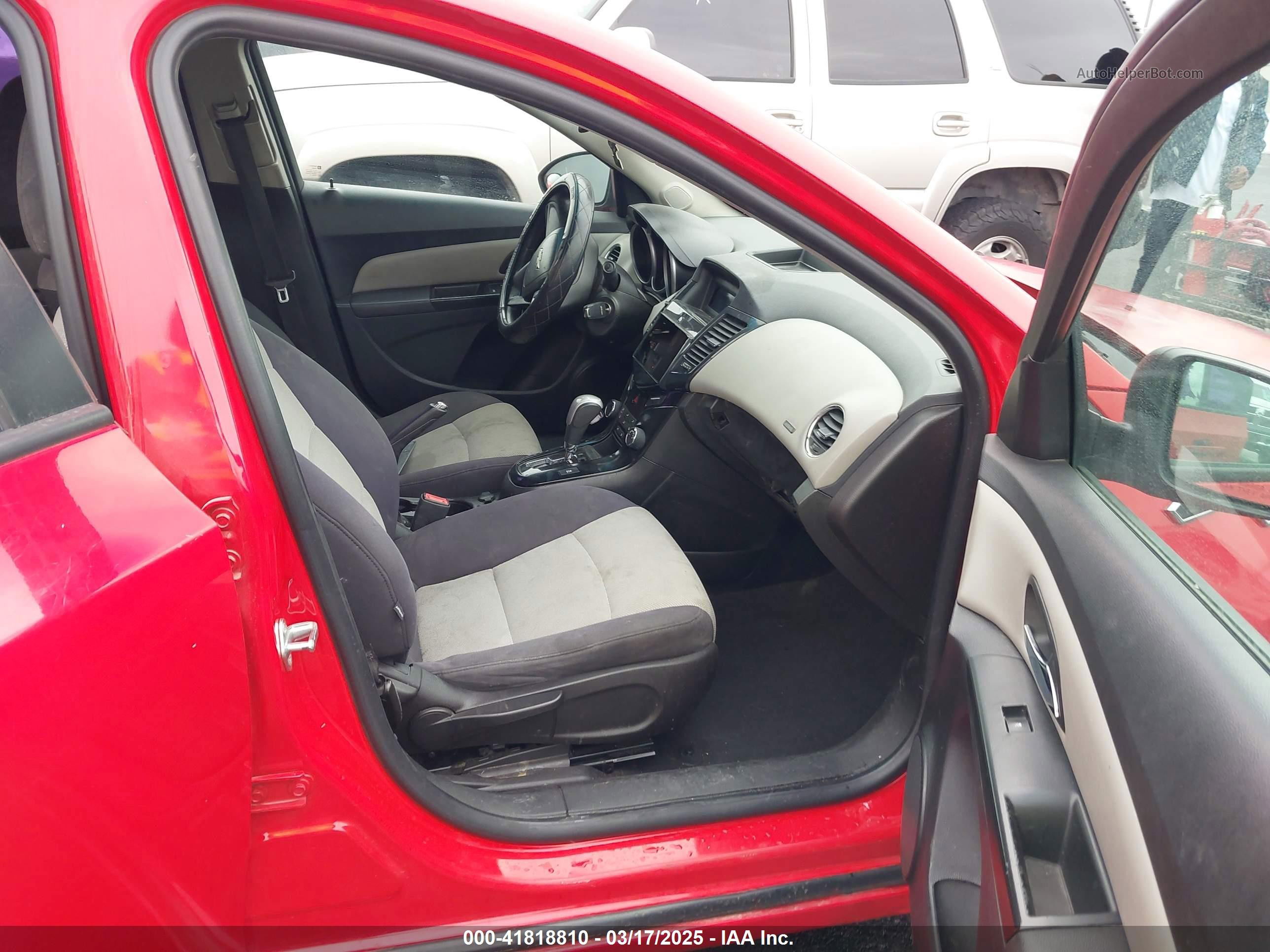 2014 Chevrolet Cruze Ls Auto Red vin: 1G1PA5SG1E7182561