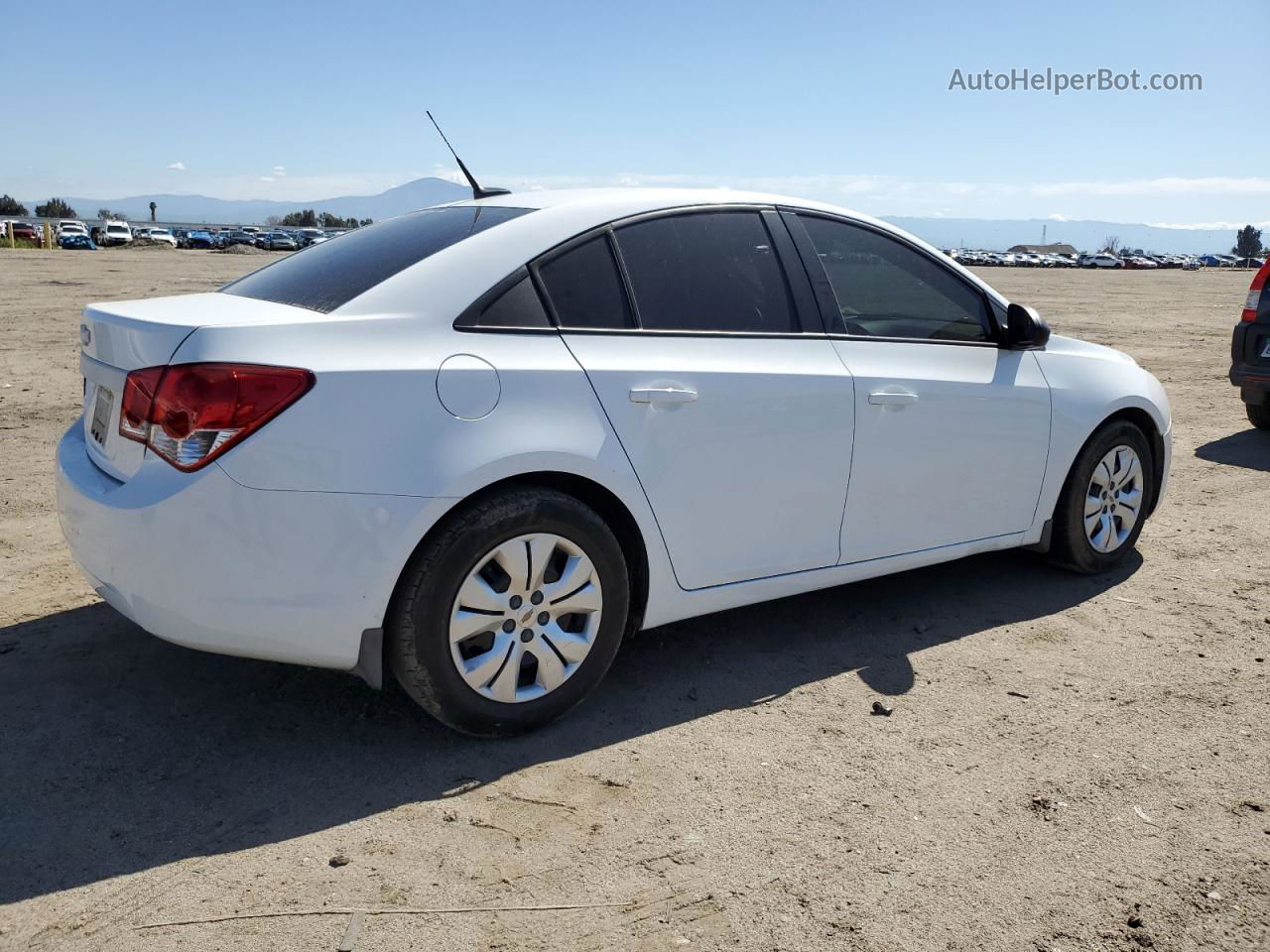 2013 Chevrolet Cruze Ls White vin: 1G1PA5SG2D7244225