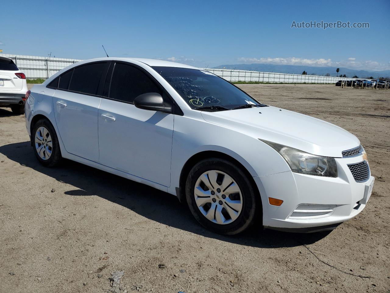 2013 Chevrolet Cruze Ls White vin: 1G1PA5SG2D7244225