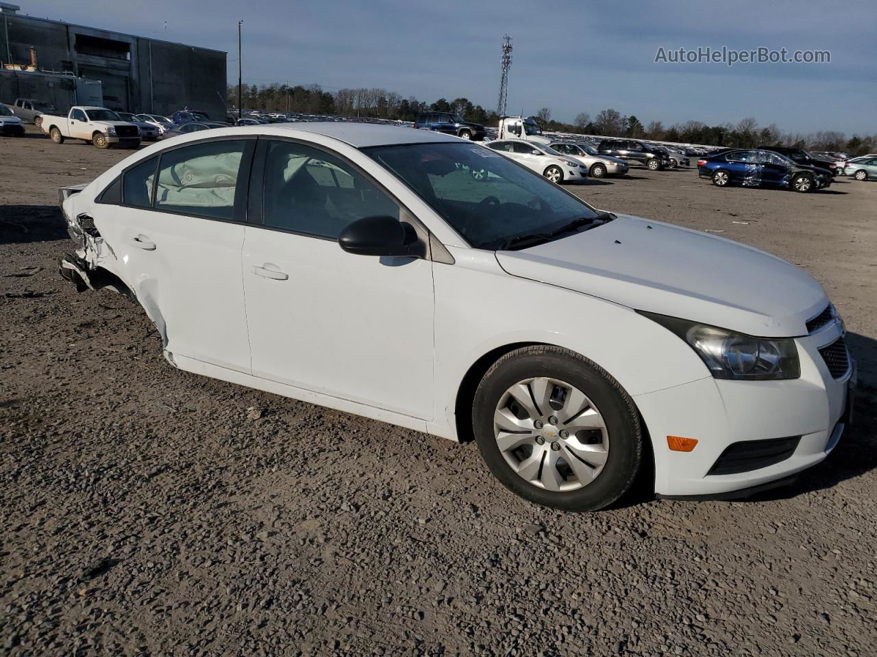 2013 Chevrolet Cruze Ls White vin: 1G1PA5SG8D7323415