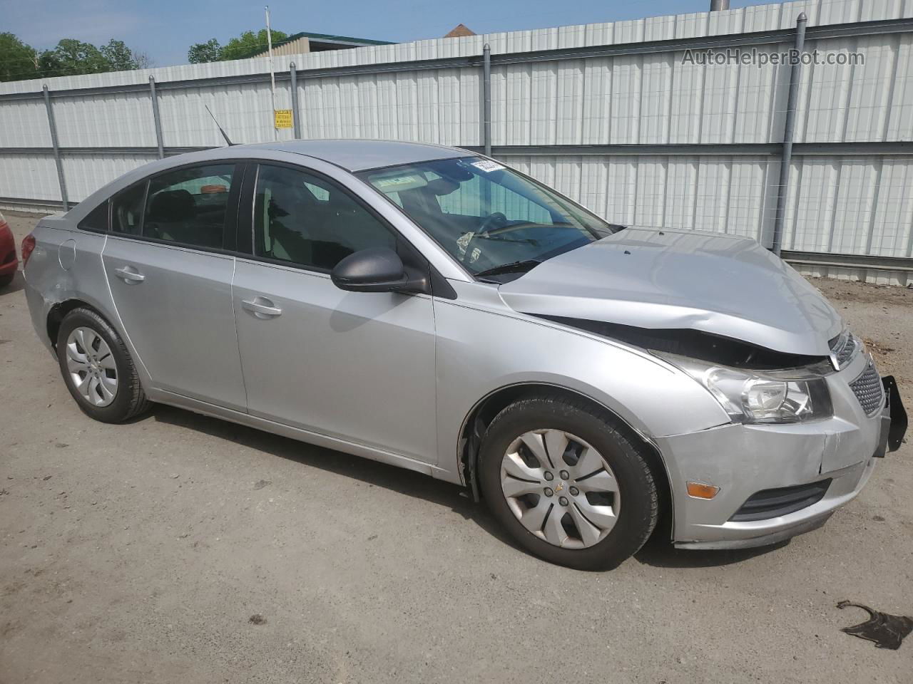 2014 Chevrolet Cruze Ls Silver vin: 1G1PA5SG8E7135348