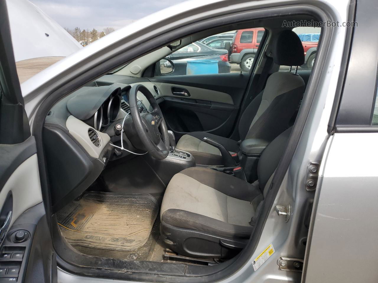 2013 Chevrolet Cruze Ls Silver vin: 1G1PA5SGXD7180080