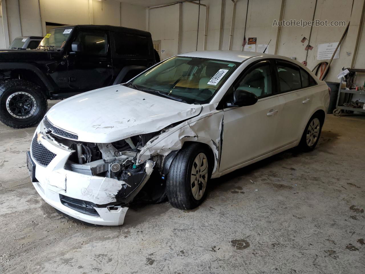 2013 Chevrolet Cruze Ls White vin: 1G1PA5SH2D7232908