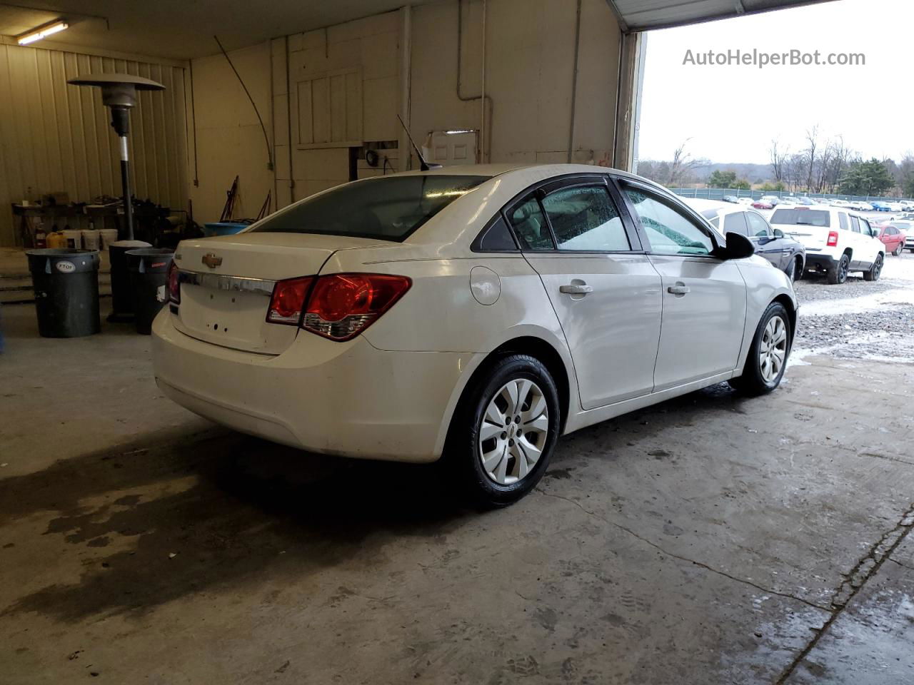 2013 Chevrolet Cruze Ls White vin: 1G1PA5SH2D7232908