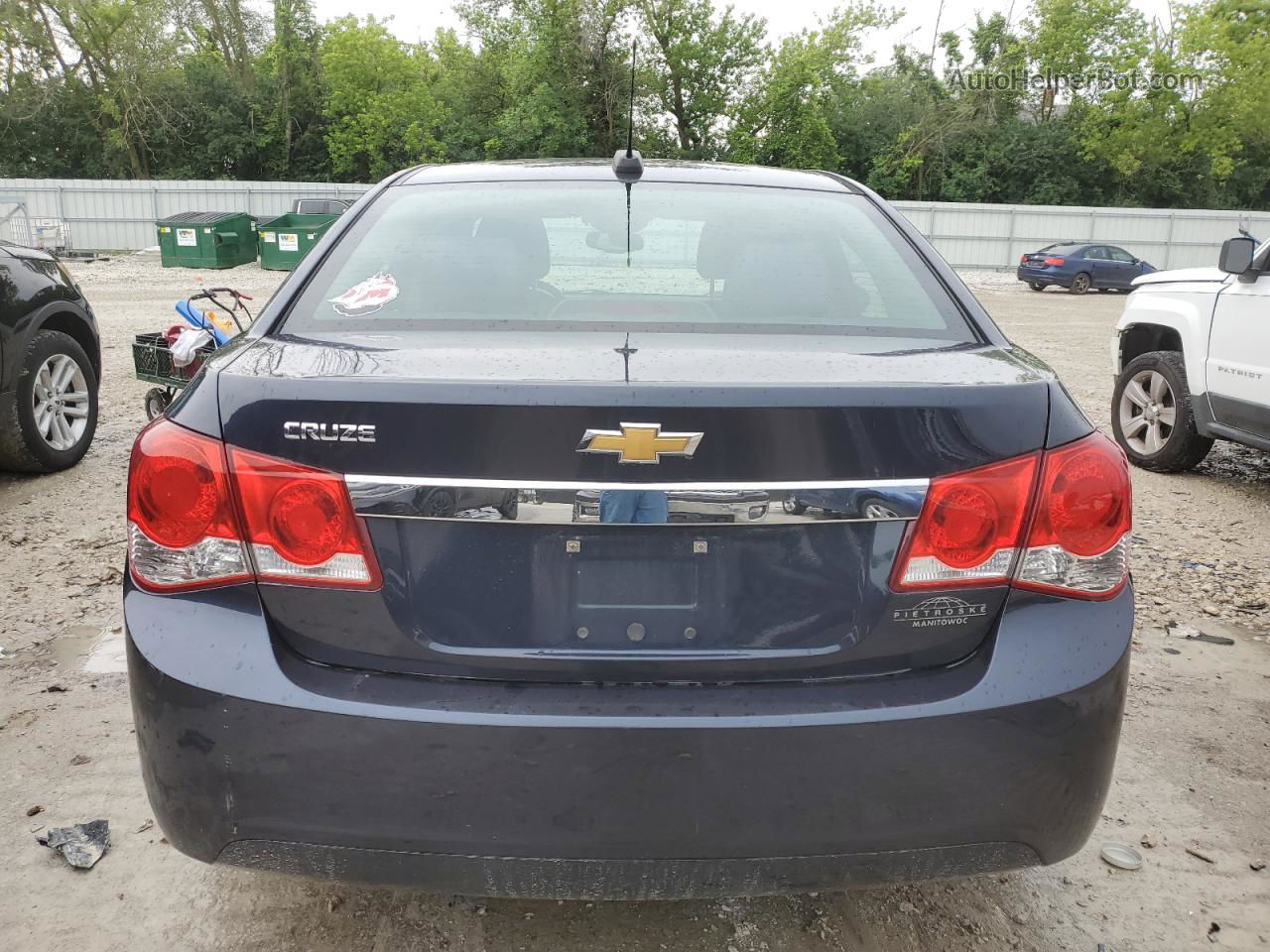 2015 Chevrolet Cruze Ls Blue vin: 1G1PA5SH2F7106969