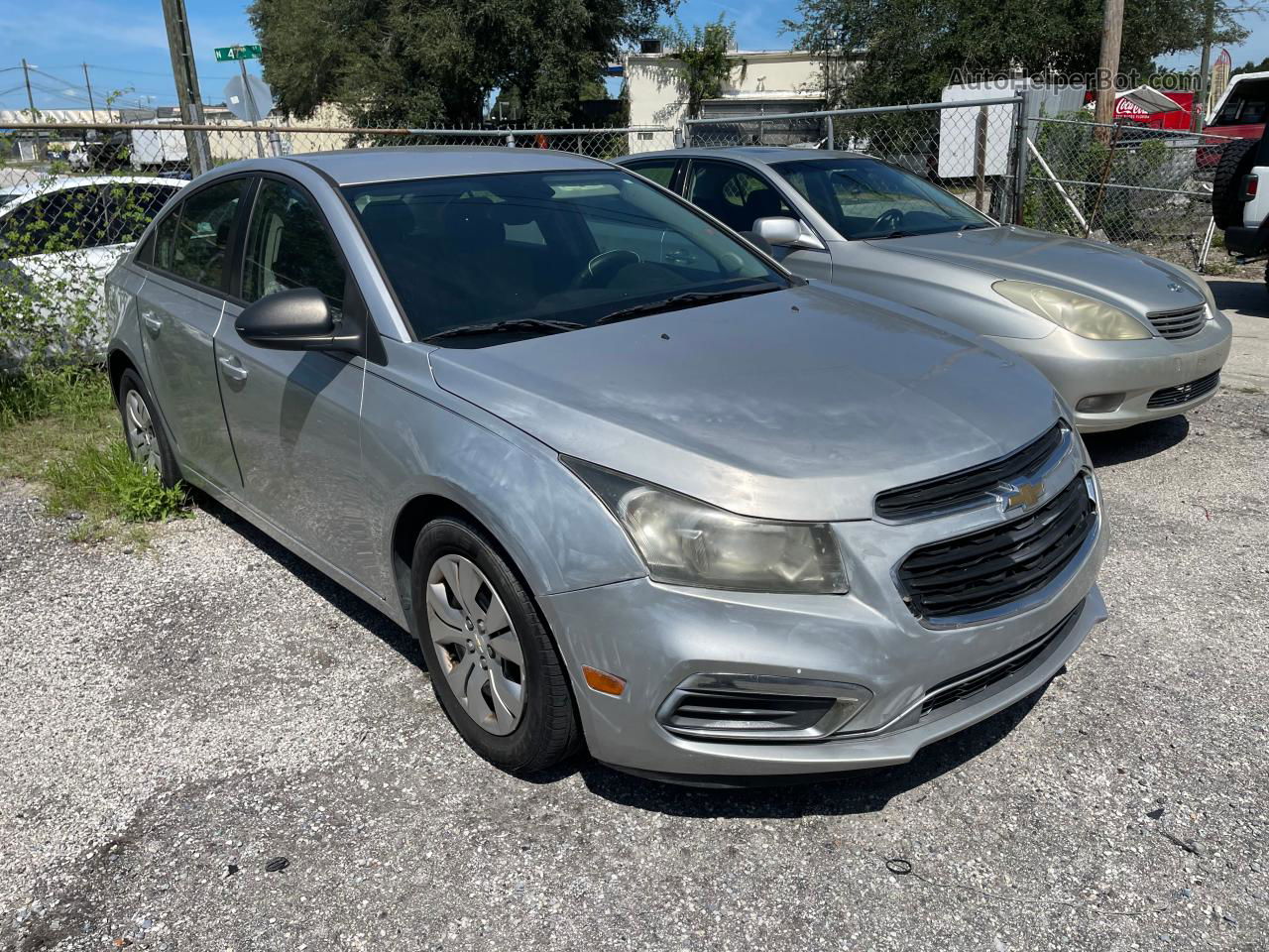 2015 Chevrolet Cruze Ls Silver vin: 1G1PA5SH2F7110262