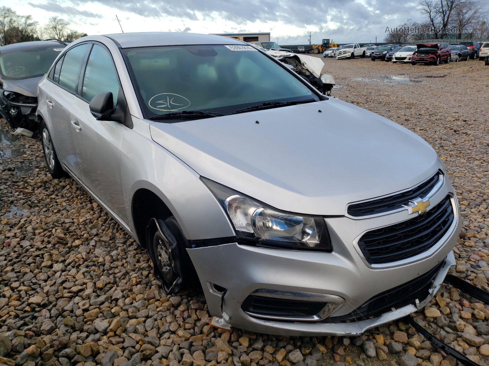 2015 Chevrolet Cruze Ls Серебряный vin: 1G1PA5SH2F7221636