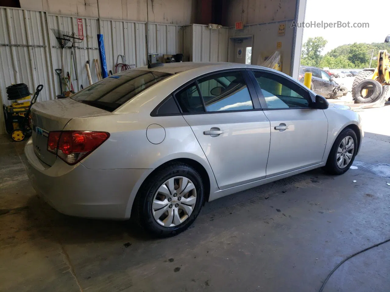 2016 Chevrolet Cruze Limited L Серебряный vin: 1G1PA5SH3G7140842