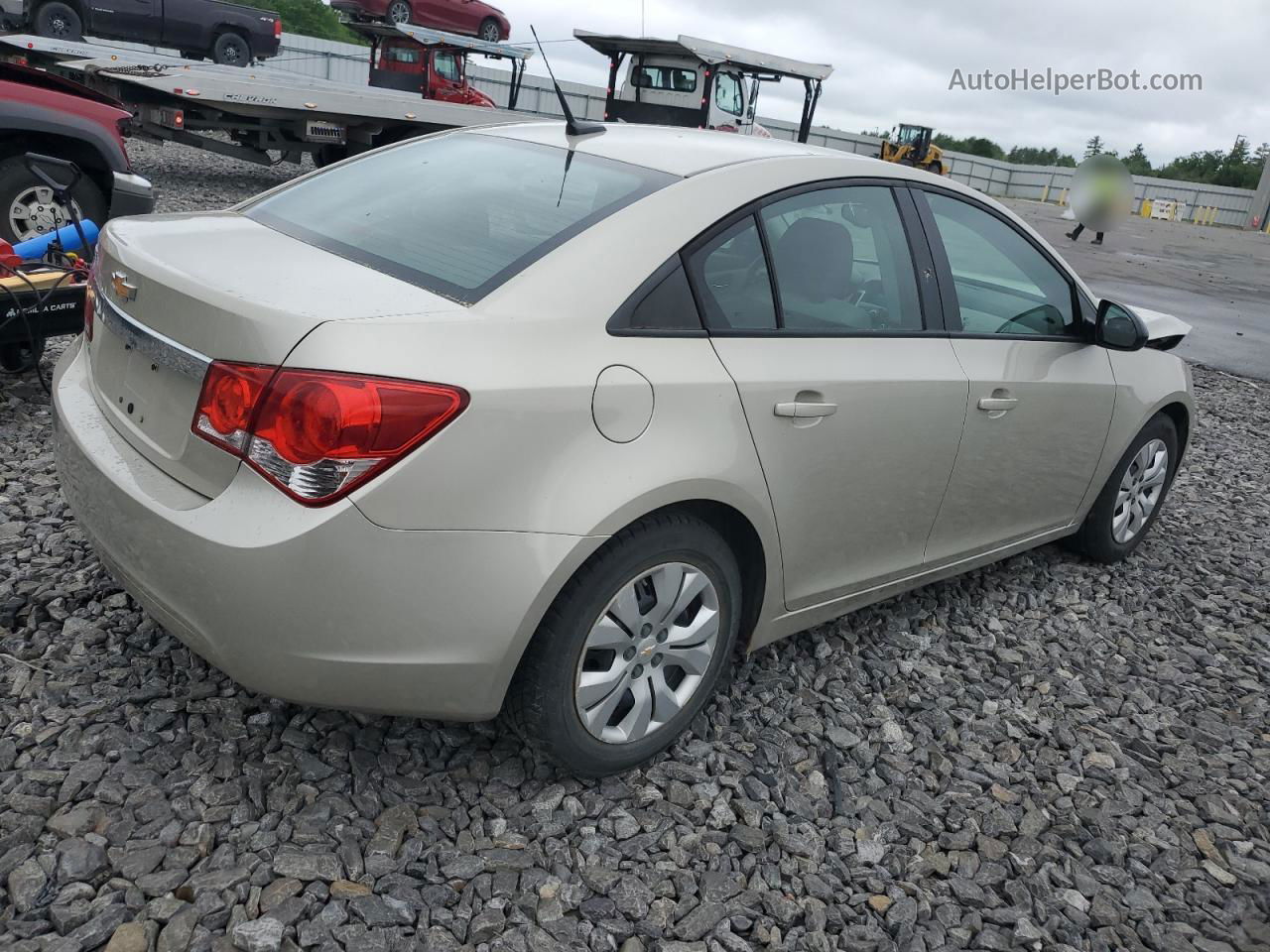 2013 Chevrolet Cruze Ls Beige vin: 1G1PA5SH4D7302618