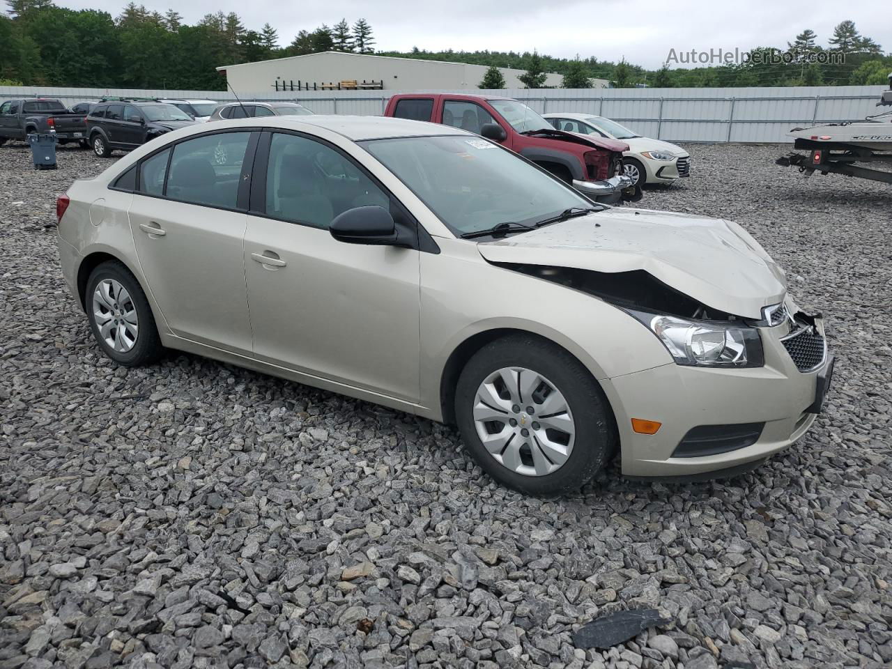 2013 Chevrolet Cruze Ls Beige vin: 1G1PA5SH4D7302618