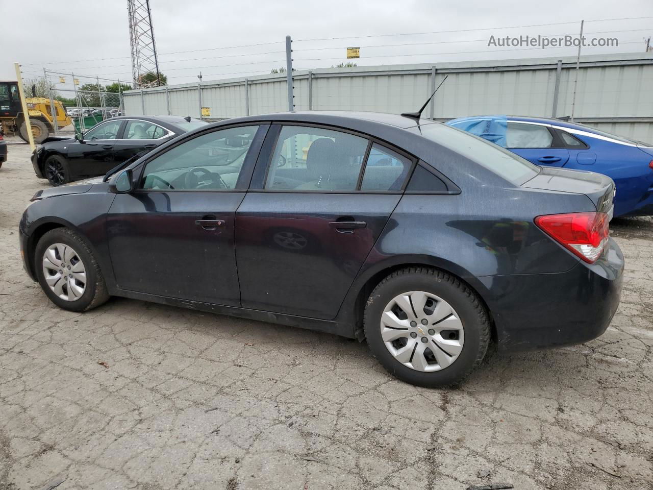 2013 Chevrolet Cruze Ls Gray vin: 1G1PA5SH5D7166709