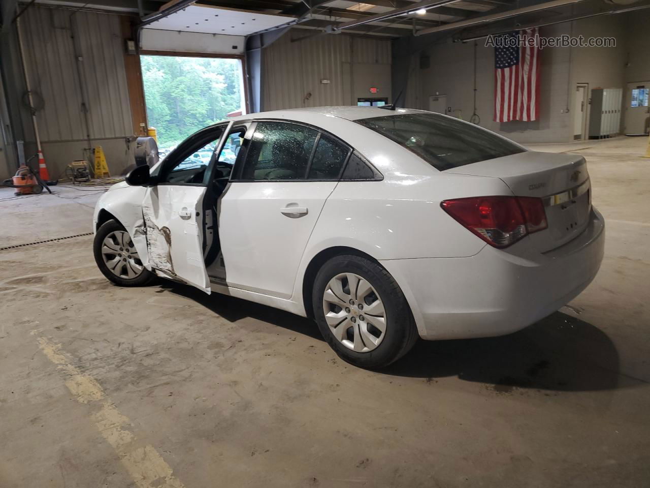 2014 Chevrolet Cruze Ls Белый vin: 1G1PA5SH5E7463383