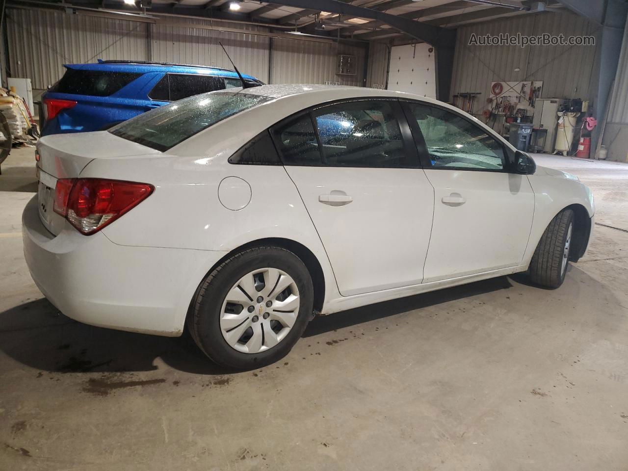 2014 Chevrolet Cruze Ls White vin: 1G1PA5SH5E7463383