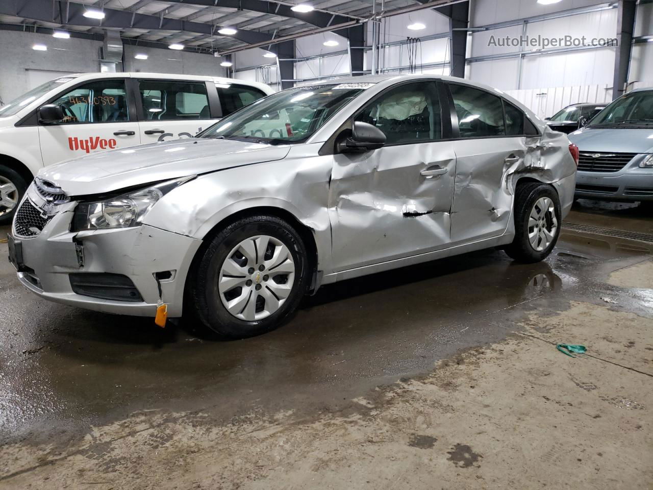 2014 Chevrolet Cruze Ls Silver vin: 1G1PA5SH6E7352504