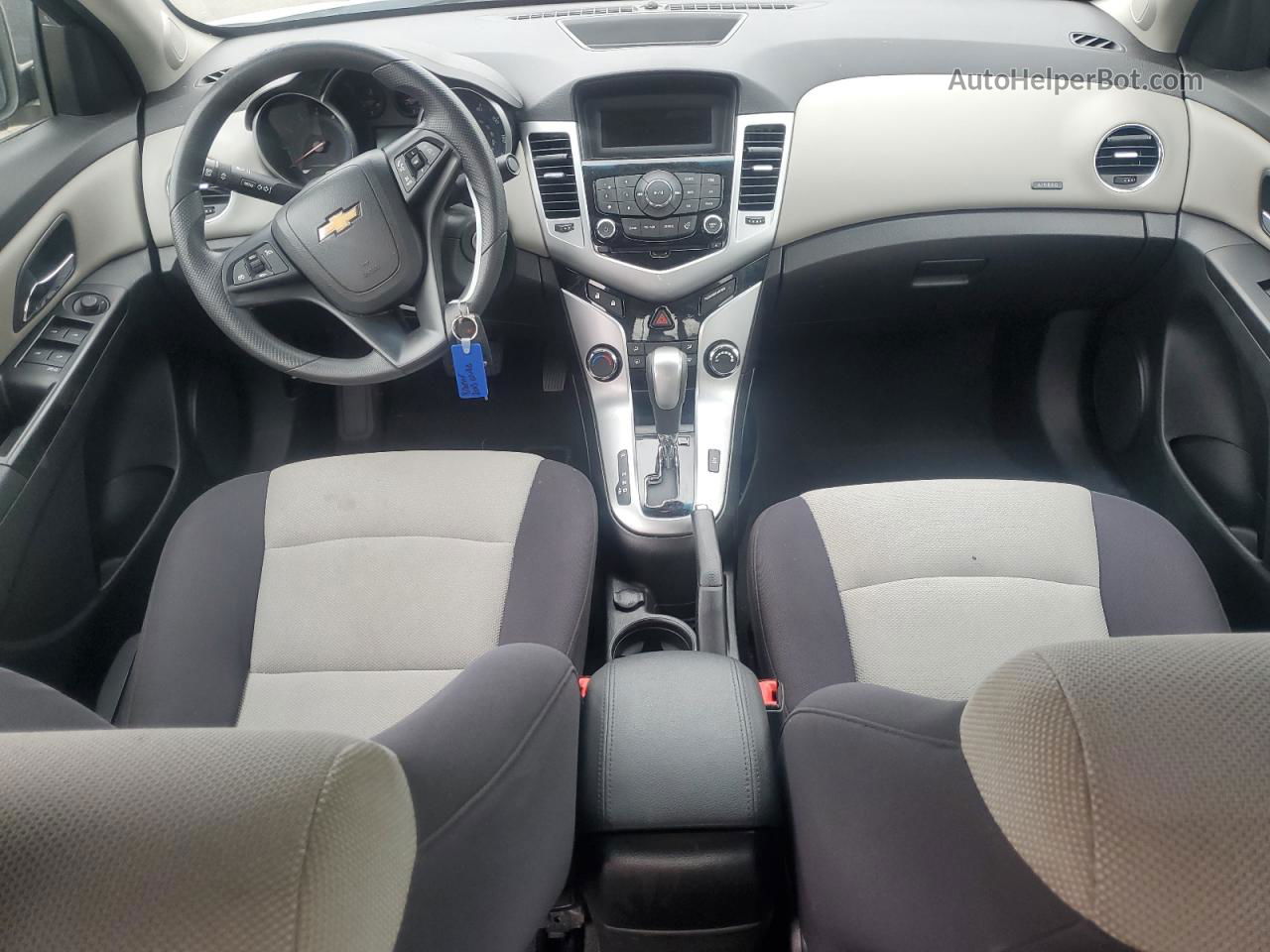 2013 Chevrolet Cruze Ls Белый vin: 1G1PA5SH7D7297379