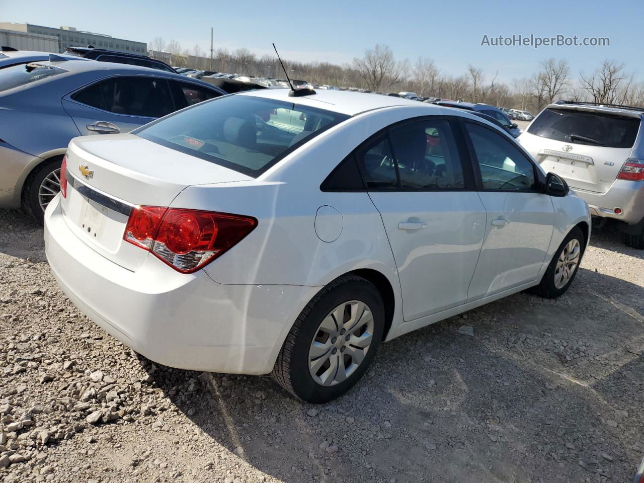 2015 Chevrolet Cruze Ls White vin: 1G1PA5SH7F7262070