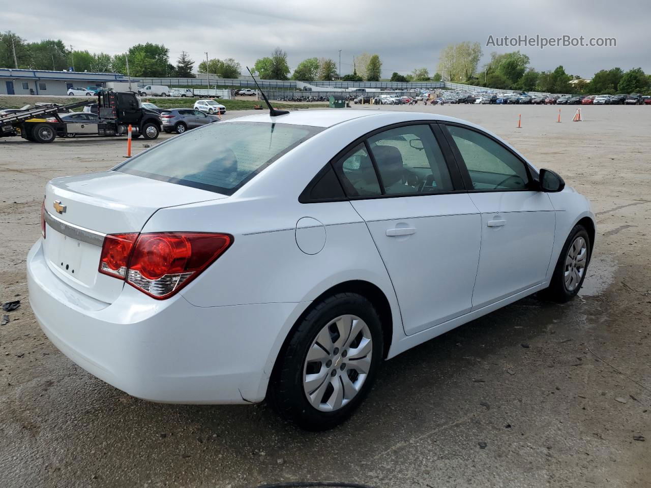 2013 Chevrolet Cruze Ls White vin: 1G1PA5SH8D7262558