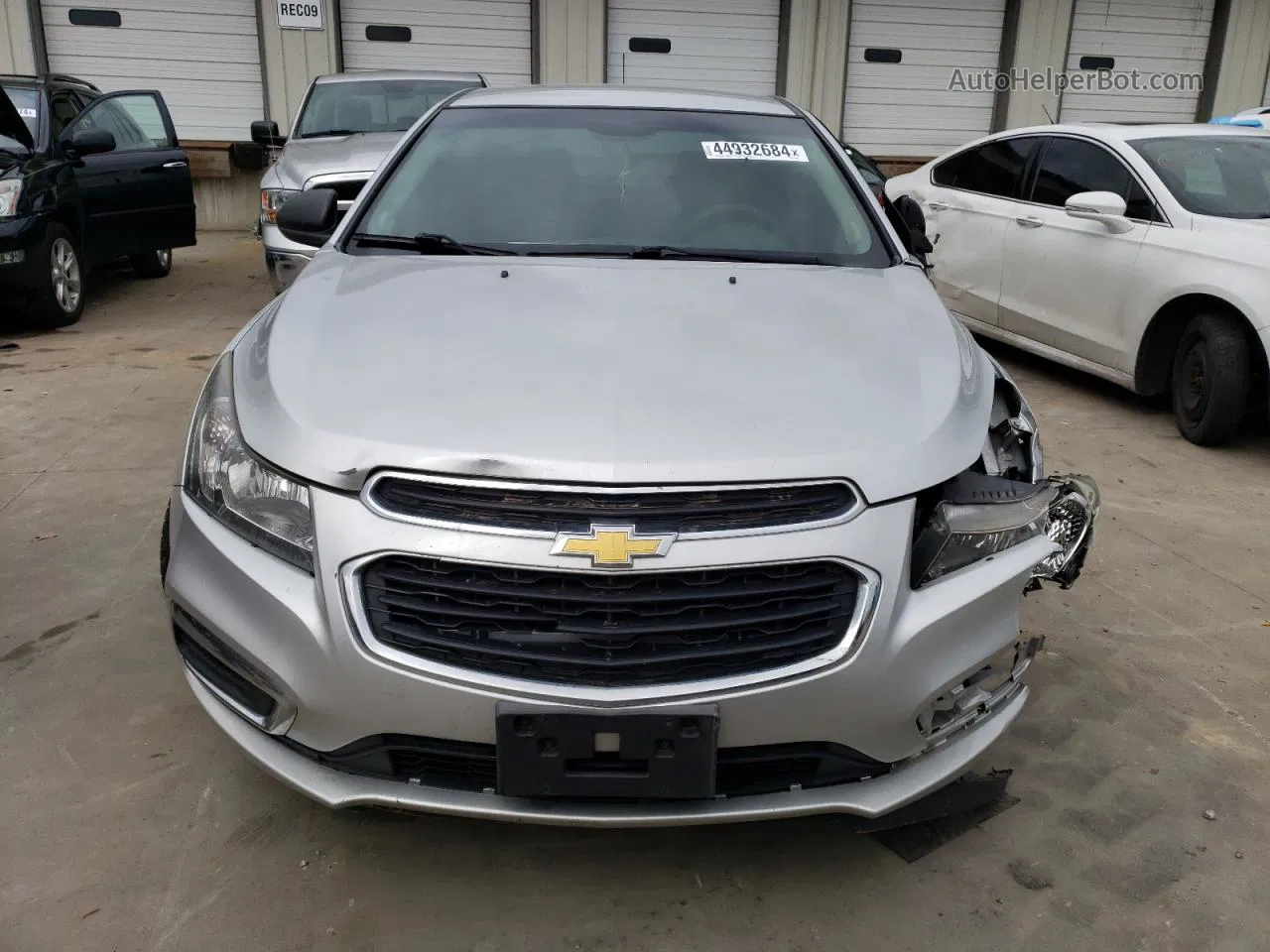 2015 Chevrolet Cruze Ls Silver vin: 1G1PA5SH9F7148099