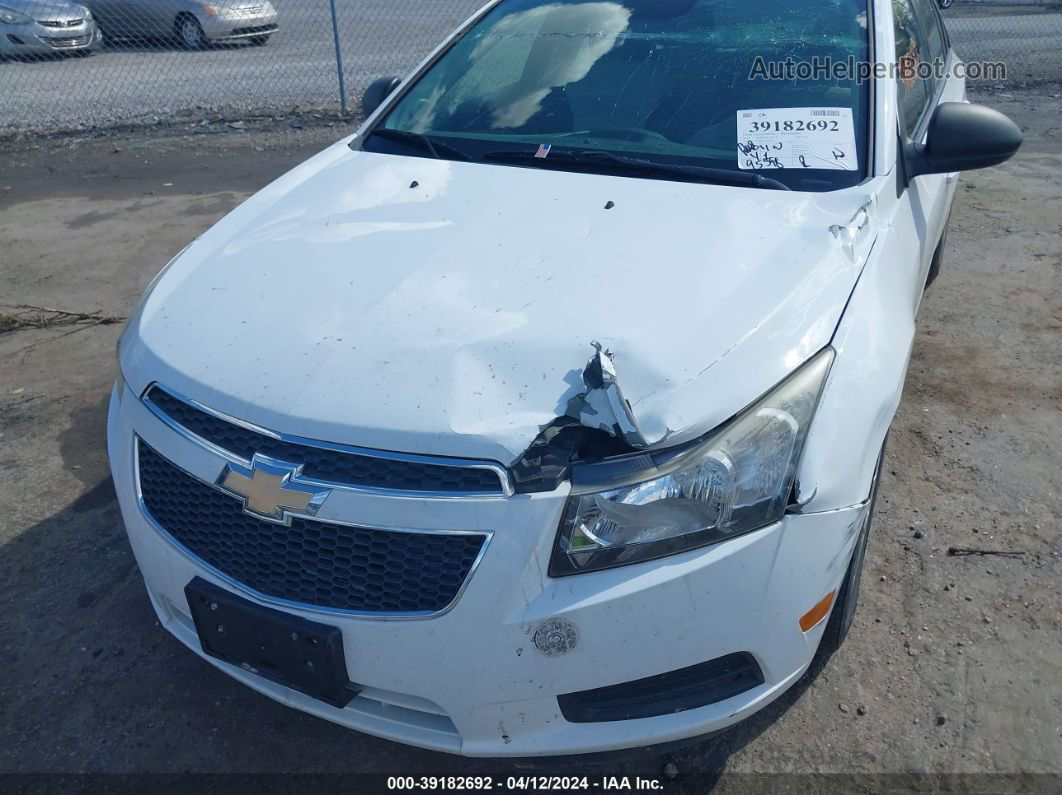 2013 Chevrolet Cruze Ls Auto White vin: 1G1PA5SHXD7220764