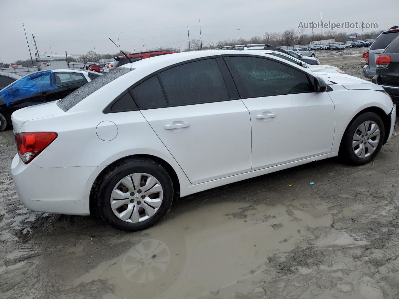 2014 Chevrolet Cruze Ls White vin: 1G1PA5SHXE7375915