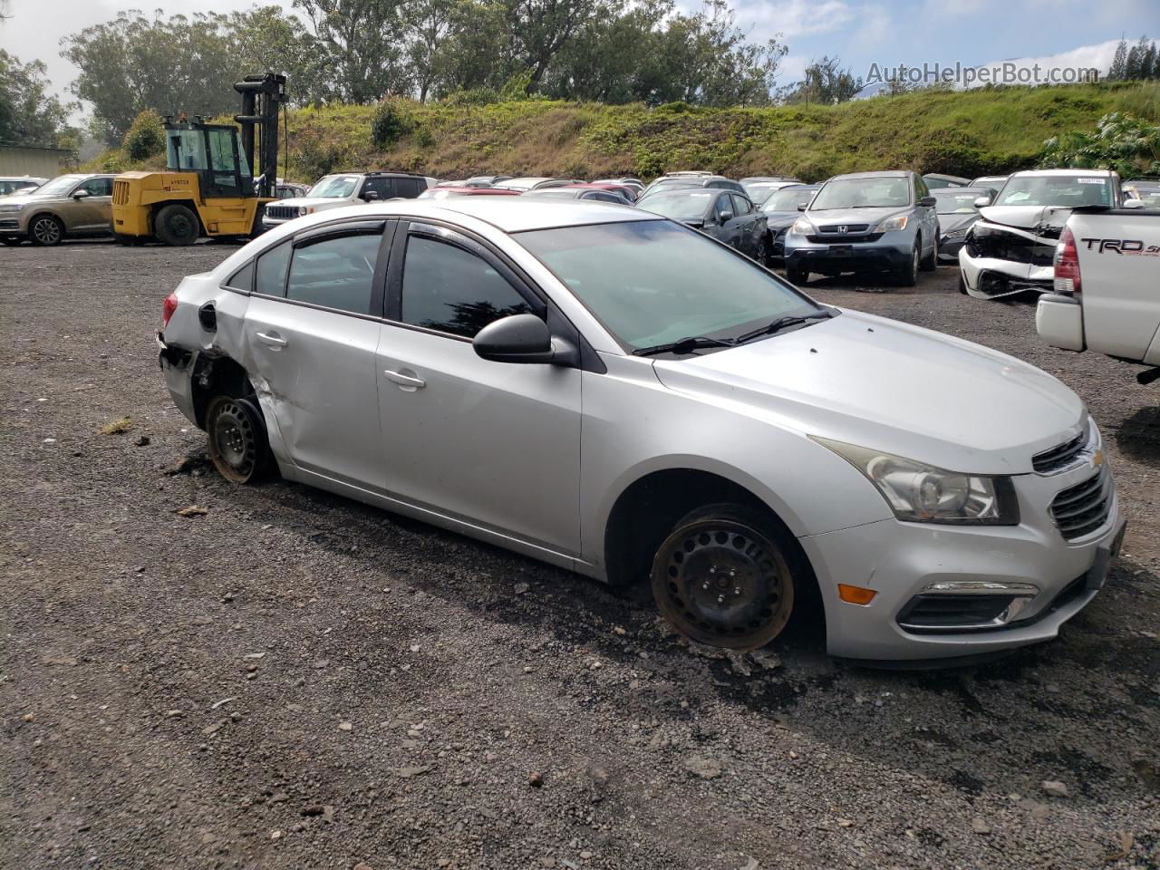 2015 Chevrolet Cruze Ls Серебряный vin: 1G1PB5SH1F7138163